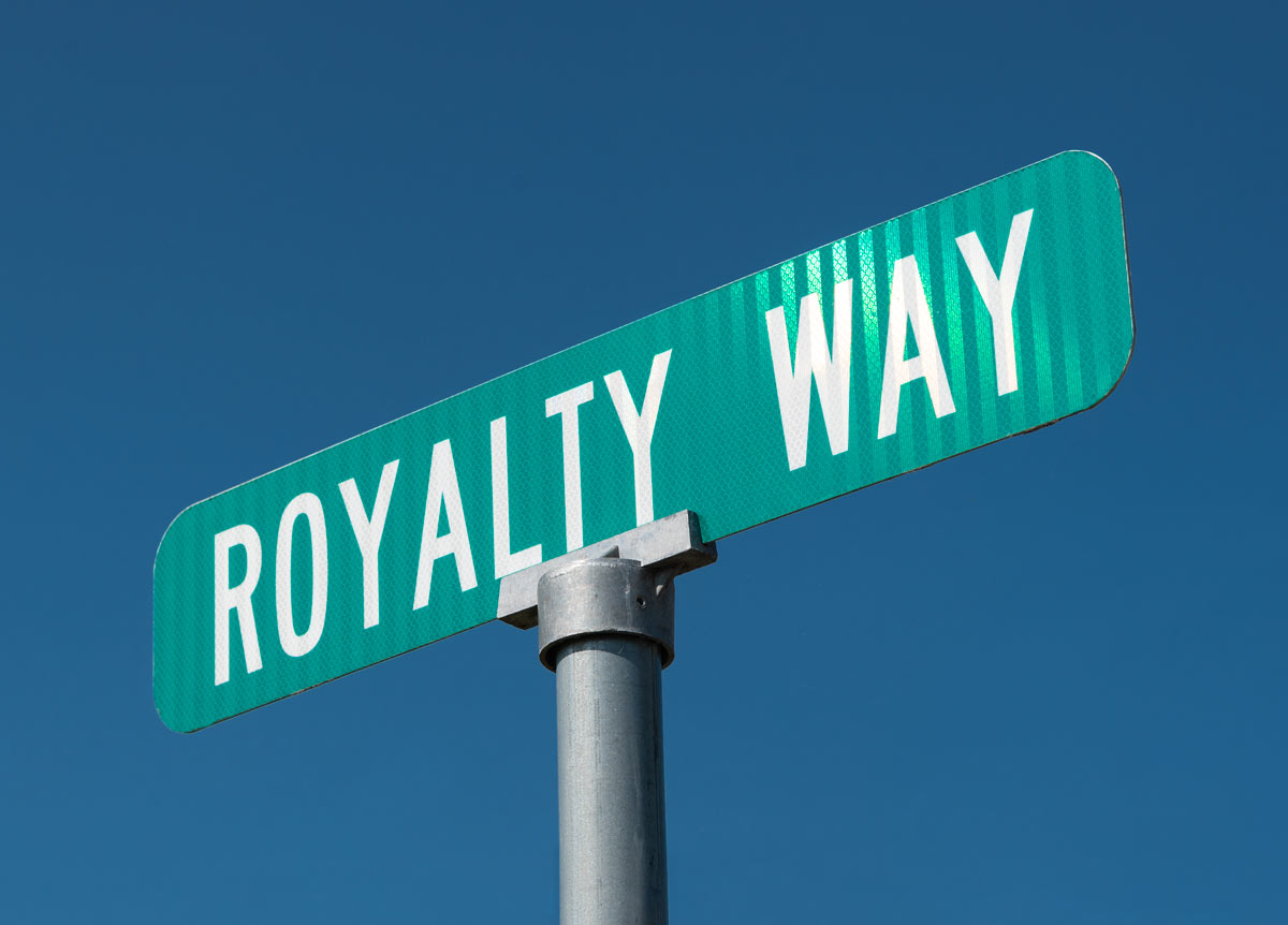 Royalty Way street sign